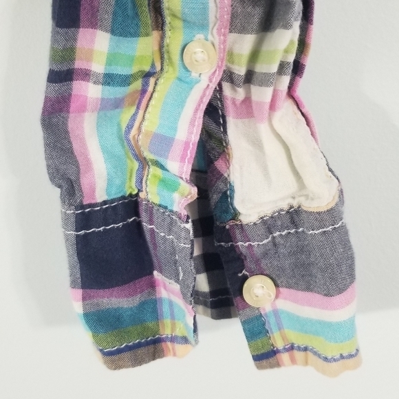 Hollister Flannel Long Sleeved Collared Shirt. Size XS. Dual Front Pockets. - Picture 4 of 6